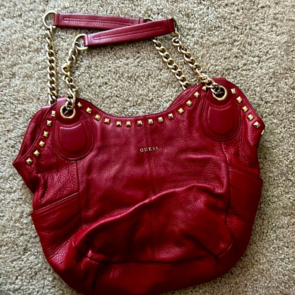 Super cute red guess bag, little worn but original!